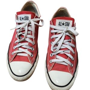 Vintage 80s Converse Red and White Athletic Shoes Basketball Classic. Distressed
